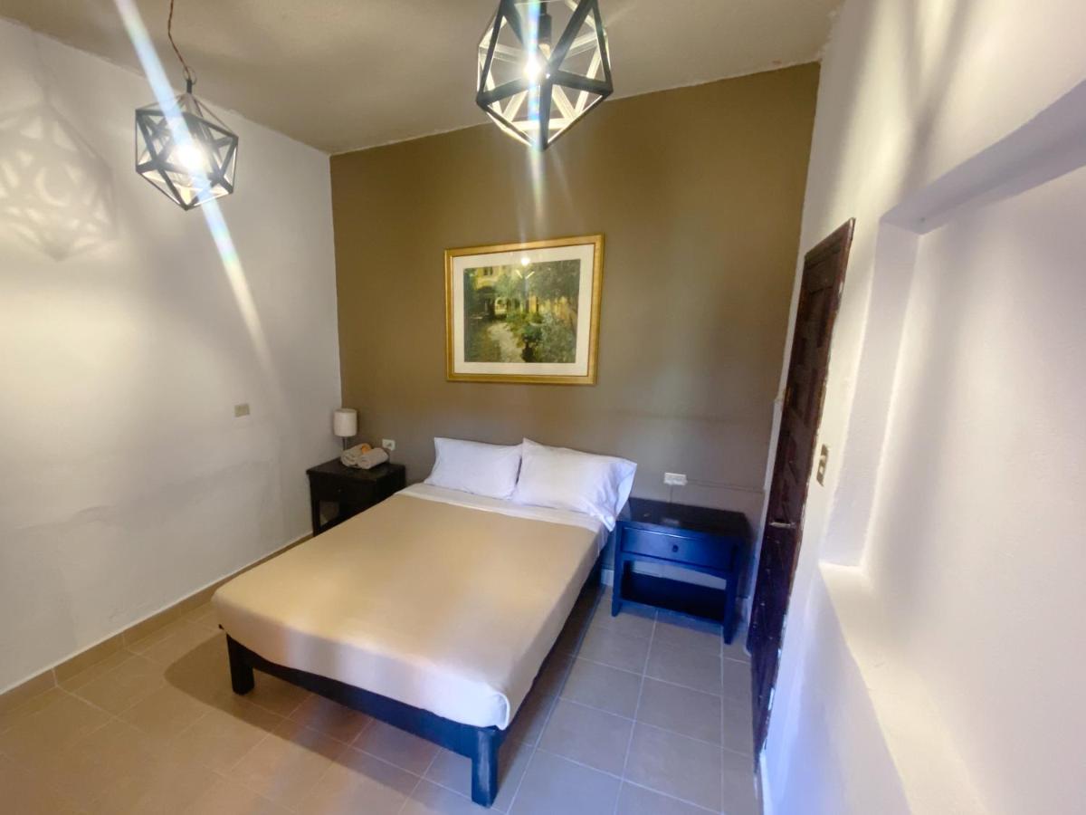סאן מיגל דה אלנדה Hostel Inn מראה חיצוני תמונה