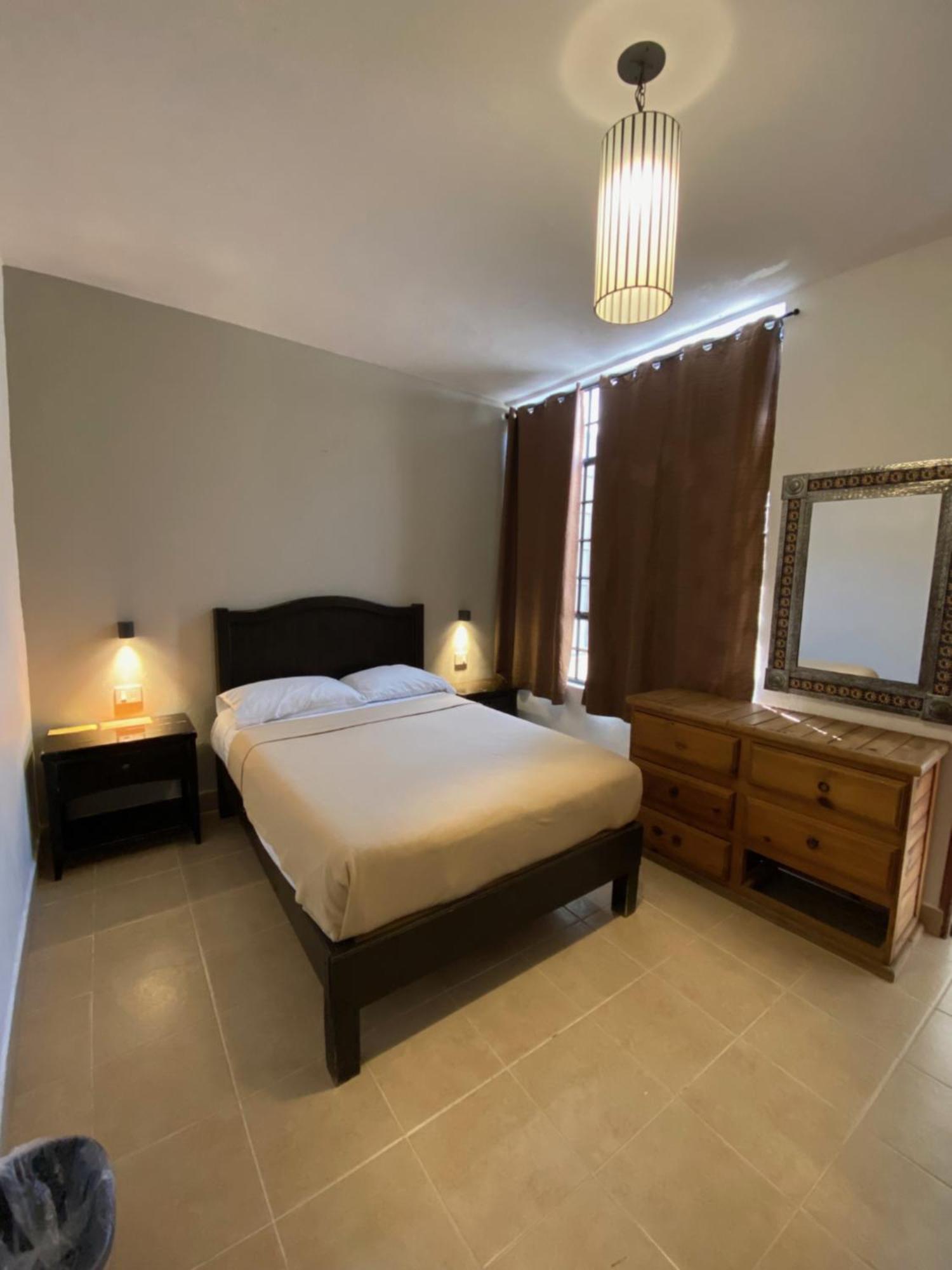סאן מיגל דה אלנדה Hostel Inn מראה חיצוני תמונה