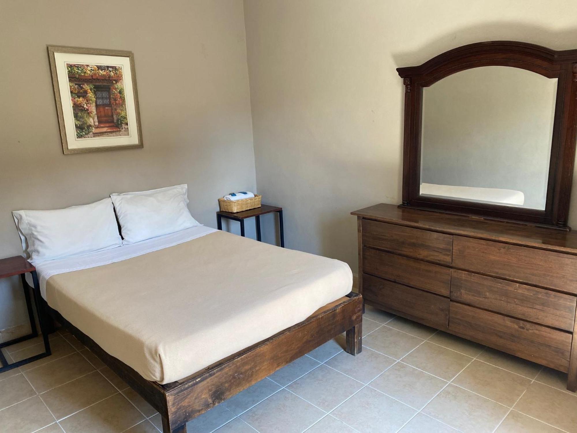 סאן מיגל דה אלנדה Hostel Inn מראה חיצוני תמונה