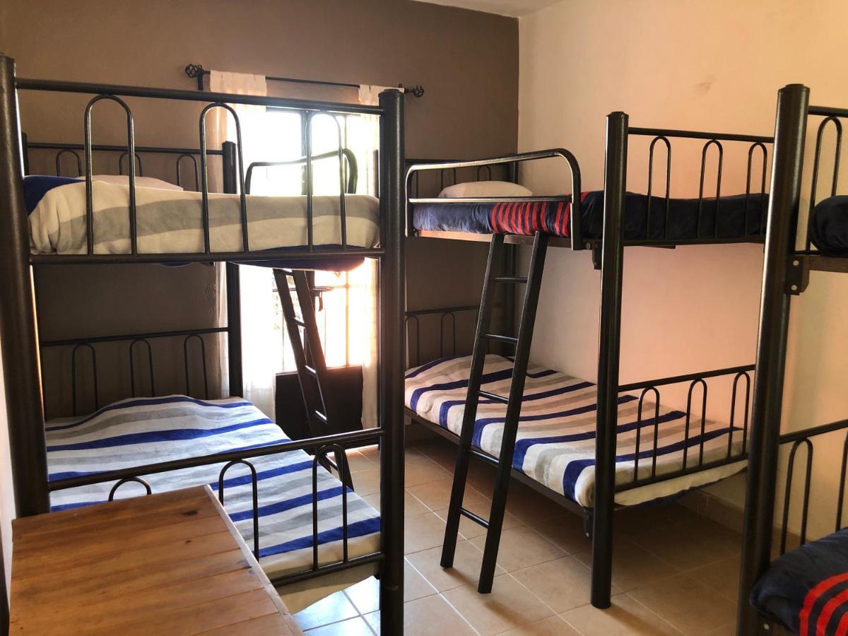 סאן מיגל דה אלנדה Hostel Inn מראה חיצוני תמונה